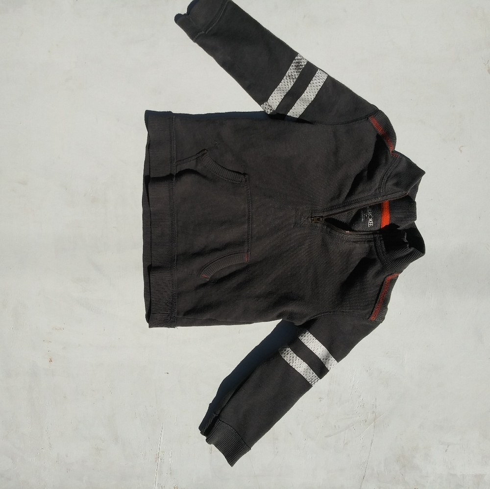 Boys Pullover Sweater Size 4